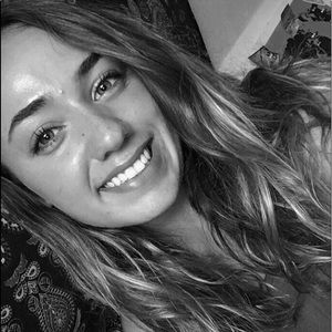 Meet your Posher, Maddie